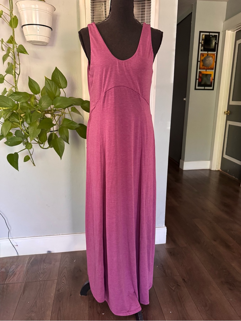 Halara U Neck Flowy Maxi Casual Mauve  Tank Dress, Size M - Picture 5 of 9